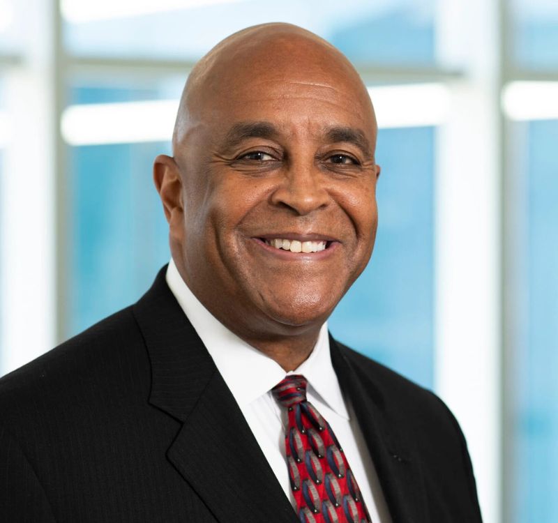 Thomas B. Wright III establishes scholarship for students in the College of Business